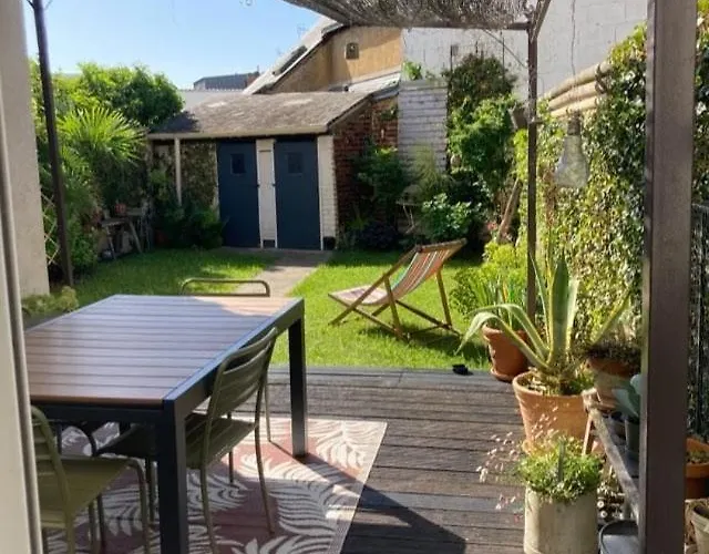 Сasa de vacaciones 3-bedroom House With Garden, Near Center Le Mans